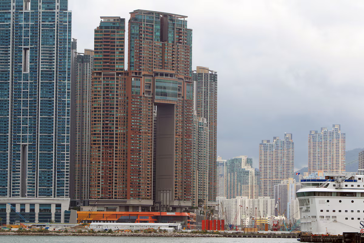 O&aacute;ch nhất HongKong: Địa điểm khiến ai đi qua cũng nh&igrave;n mỏi cổ- Ảnh 9.