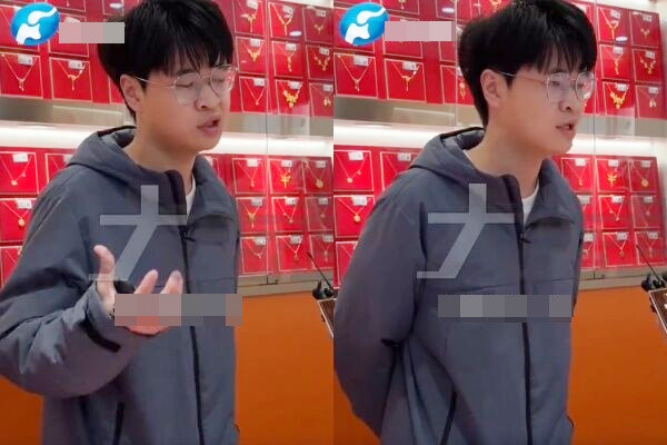 &Ocirc;ng chủ tiệm v&agrave;ng trẻ tuổi "chịu chơi": Ph&aacute;t v&agrave;ng, thưởng Tết cả tỷ đồng tiền mặt cho nh&acirc;n vi&ecirc;n- Ảnh 2.