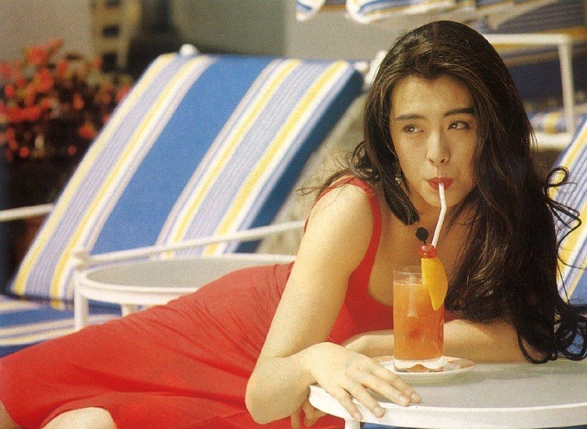 "Ngọc nữ đẹp khuynh đảo ch&acirc;u &Aacute;" nay mặt mũi biến dạng kh&ocirc;ng nhận ra, mở tiệm trị liệu massage gom bạc lẻ- Ảnh 11.