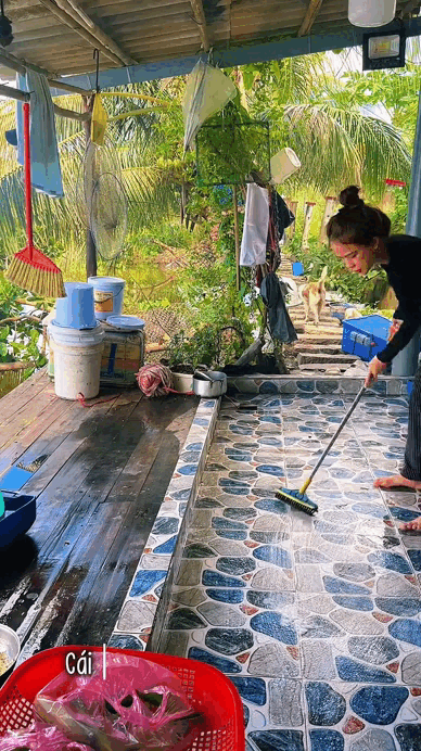 Đặc trưng nh&agrave; miền T&acirc;y, cả nước th&iacute;ch th&uacute;- Ảnh 1.