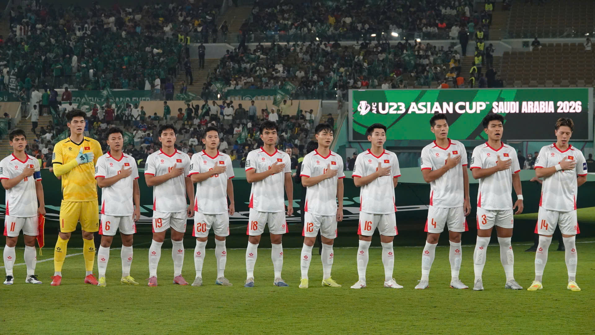 Ng&atilde; mũ trước đẳng cấp của Đ&igrave;nh Bắc: Từ 