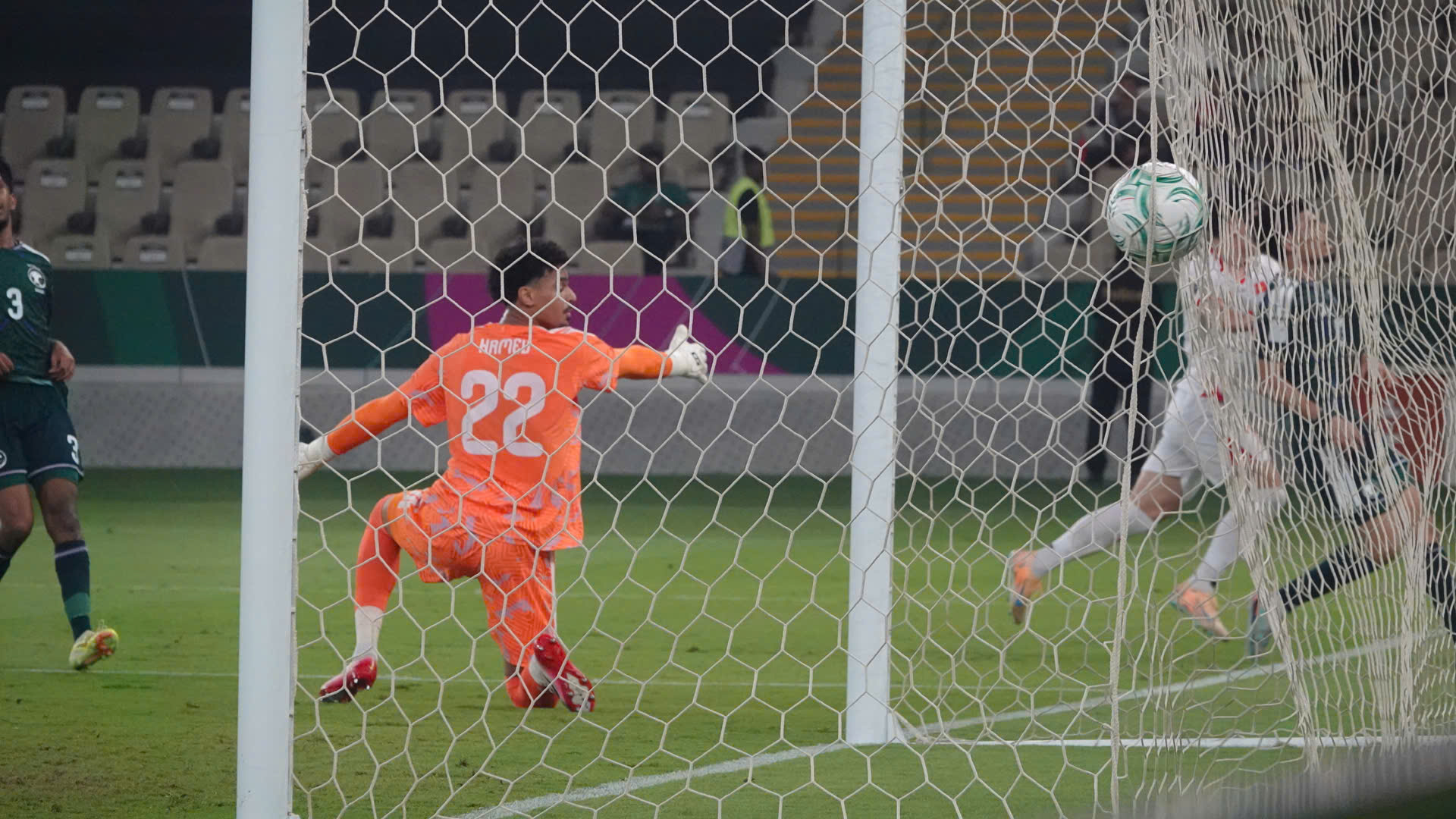 Ng&atilde; mũ trước đẳng cấp của Đ&igrave;nh Bắc: Từ 