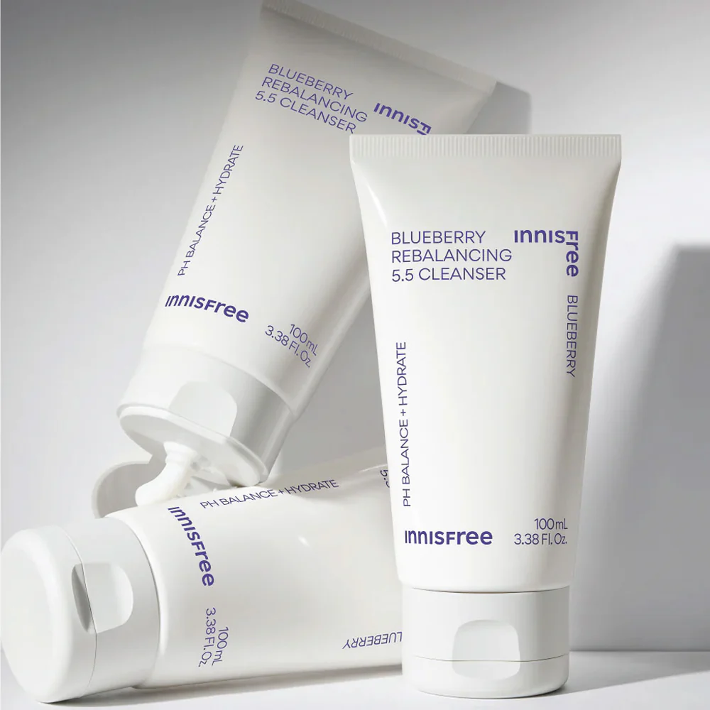 5 sữa rửa mặt dịu nhẹ, kh&ocirc;ng l&agrave;m kh&ocirc; da m&agrave; vẫn sạch s&acirc;u lỗ ch&acirc;n l&ocirc;ng- Ảnh 4.