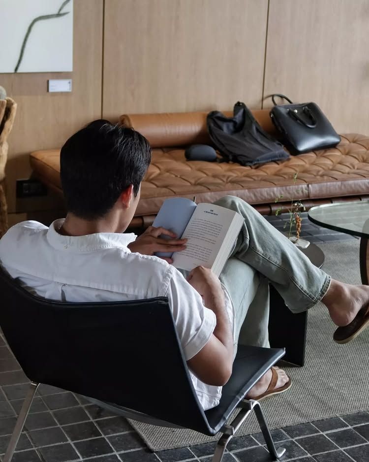 Tuổi 20 sống cho sau n&agrave;y, 30 tuổi sống cho kịp l&uacute;c, 40 l&agrave;  l&uacute;c th&ocirc;i nghĩ đời m&igrave;nh phải tr&ocirc;ng 