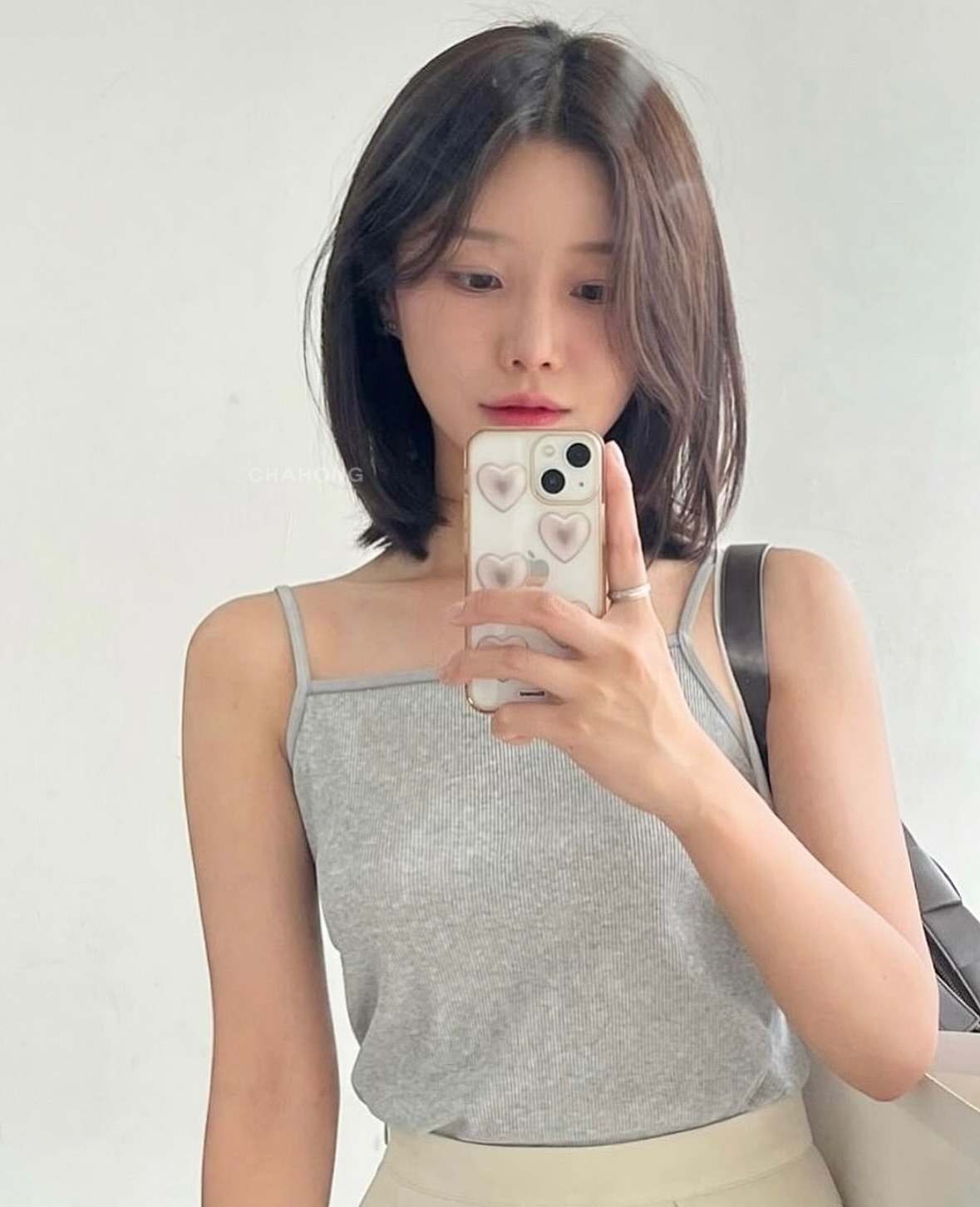 5 xu hướng t&oacute;c ngắn của năm 2026: Kh&ocirc;ng hề k&eacute;n mặt, cắt xong l&agrave; xinh hơn hẳn năm ngo&aacute;i- Ảnh 4.