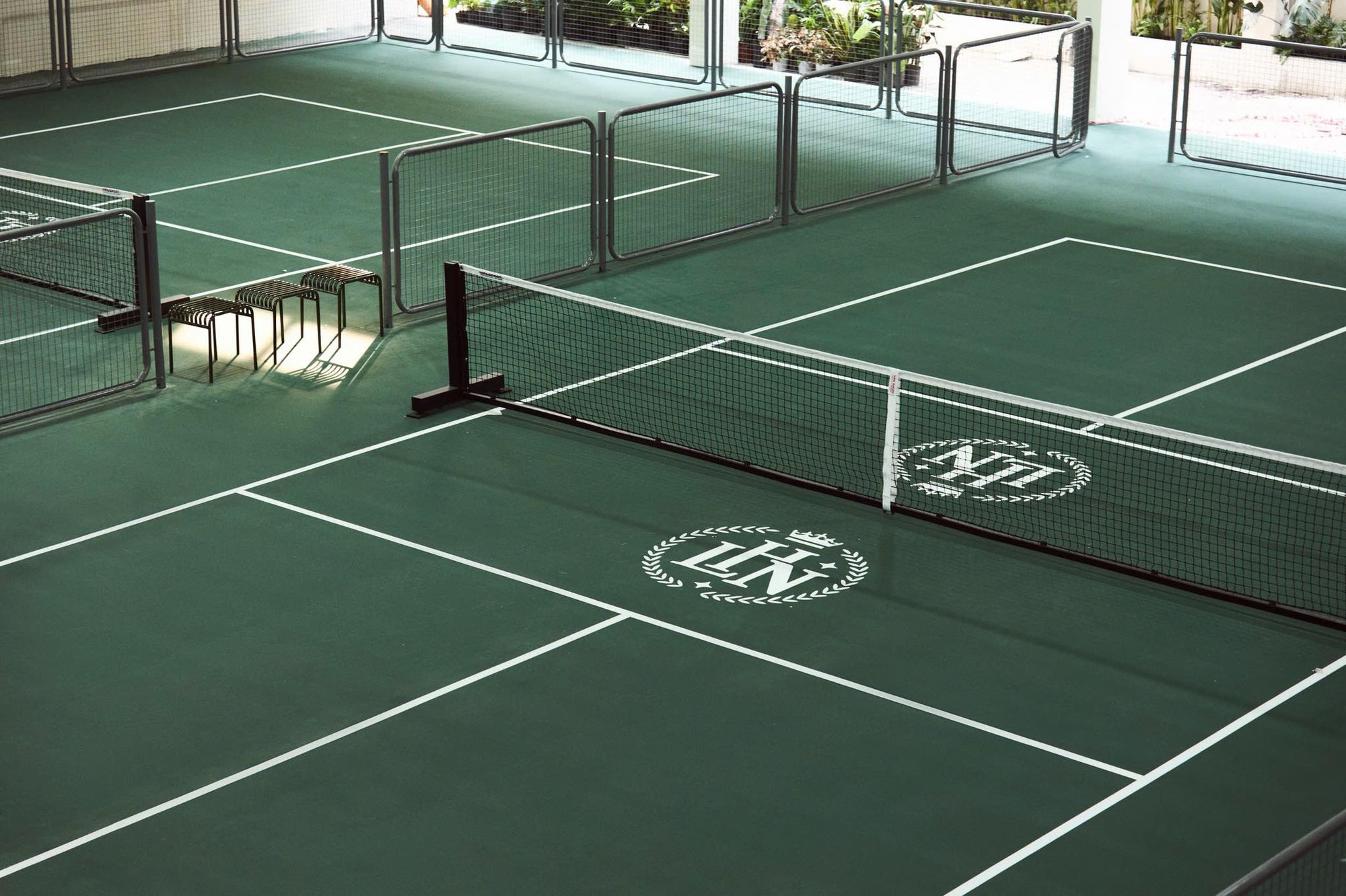 Bất ngờ về L&yacute; Ho&agrave;ng Nam- Ảnh 6.