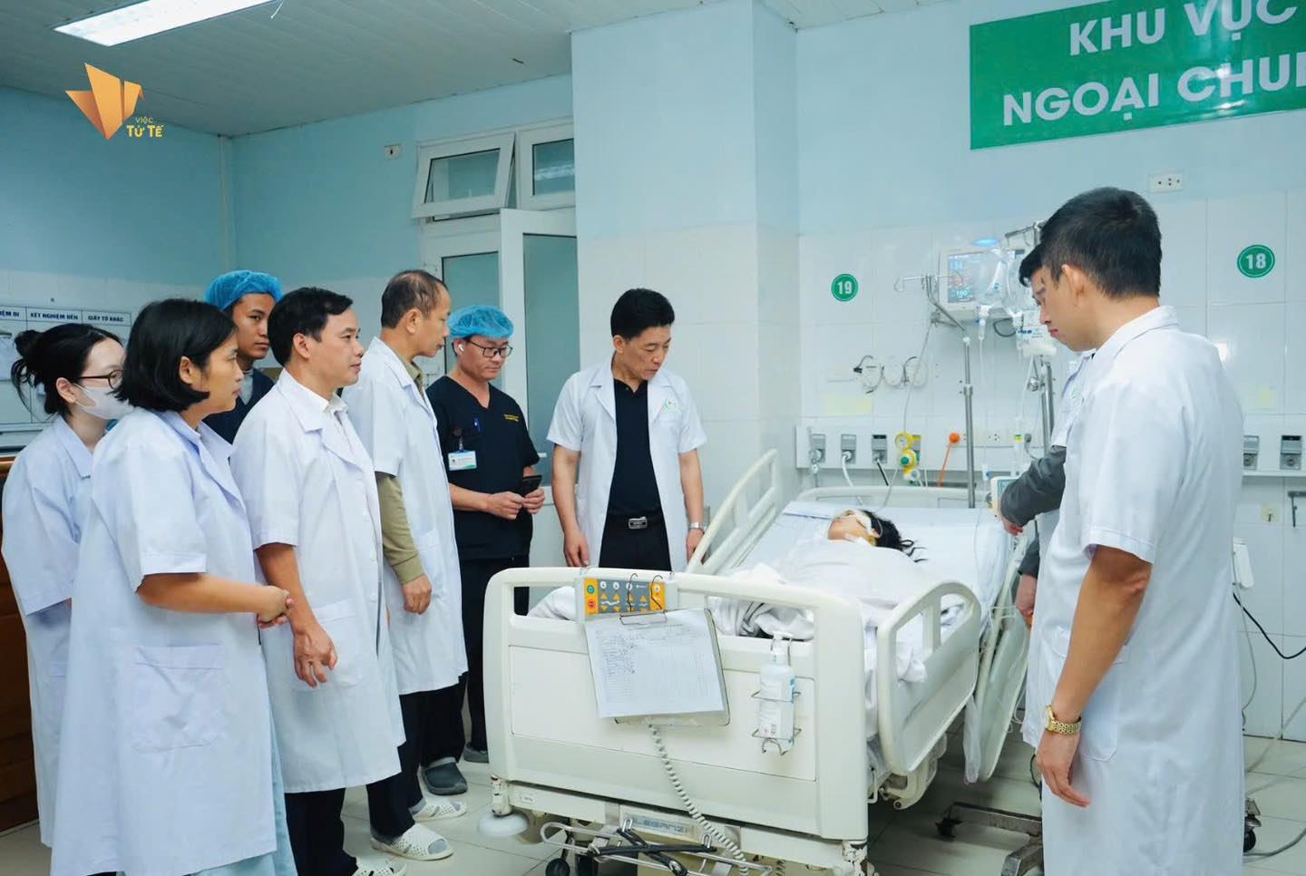 Nữ điều dưỡng bị đ&acirc;m 11 nh&aacute;t dao x&uacute;c động ng&agrave;y quay trở lại c&ocirc;ng việc, kể lại thời khắc che chắn cho trẻ sơ sinh trong vụ truy s&aacute;t kinh ho&agrave;ng- Ảnh 1.