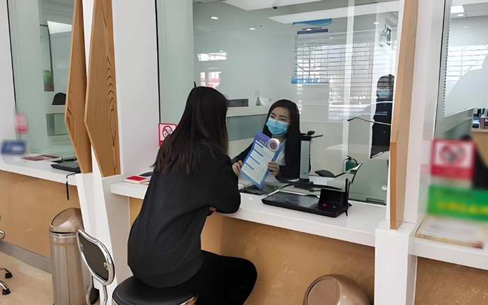 Mang 1,1 tỷ đi gửi tiết kiệm, cuối năm đi r&uacute;t tiền mua nh&agrave; cho con trai th&igrave; ph&aacute;t hiện t&agrave;i khoản 0 đồng!