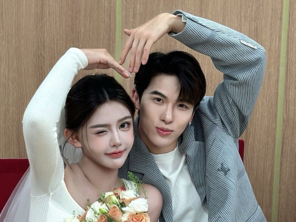 Ch&iacute;nh thức x&oacute;a sổ kiều nữ showbiz 