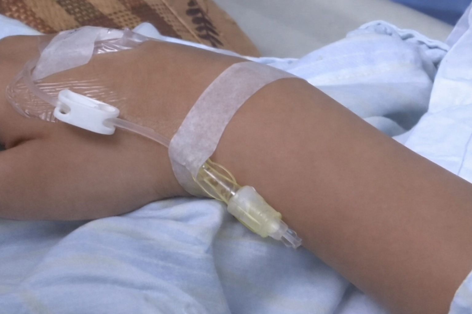 Sinh vi&ecirc;n năm 2 qua đời sau chẩn đo&aacute;n ung thư đại tr&agrave;ng, thủ phạm l&agrave; 2 th&oacute;i quen nhiều người lặp lại h&agrave;ng ng&agrave;y- Ảnh 2.