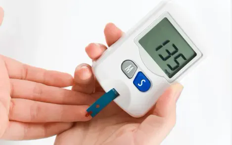 Người mắc đ&aacute;i th&aacute;o đường biến chứng tim mạch cần thận trọng khi trời lạnh- Ảnh 1.