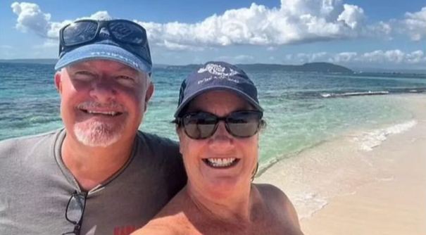 Những người U70 b&aacute;n nh&agrave; mua sự l&ecirc;nh đ&ecirc;nh, dưỡng gi&agrave; nhẹ t&ecirc;nh tr&ecirc;n du thuyền: "T&ocirc;i chỉ cần vui vẻ v&agrave; tận hưởng cuộc sống"- Ảnh 1.