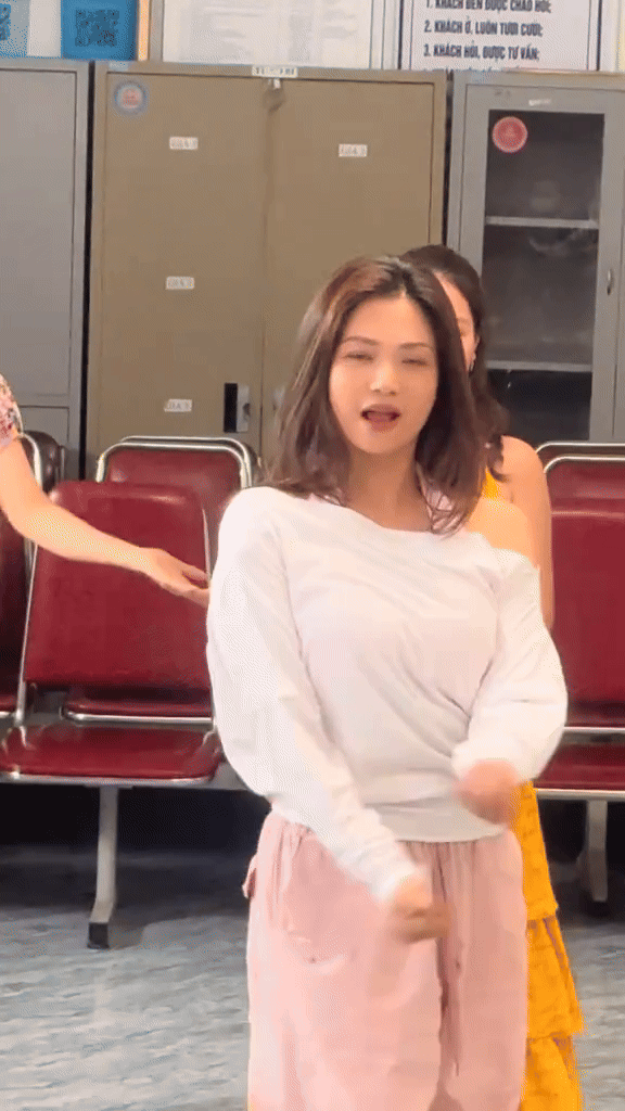 Tuổi 44 của NSƯT Việt hot nhất phim giờ vàng- Ảnh 1. Tuổi 44 của NSƯT Việt hot nhất phim giờ vàng- Ảnh 1.