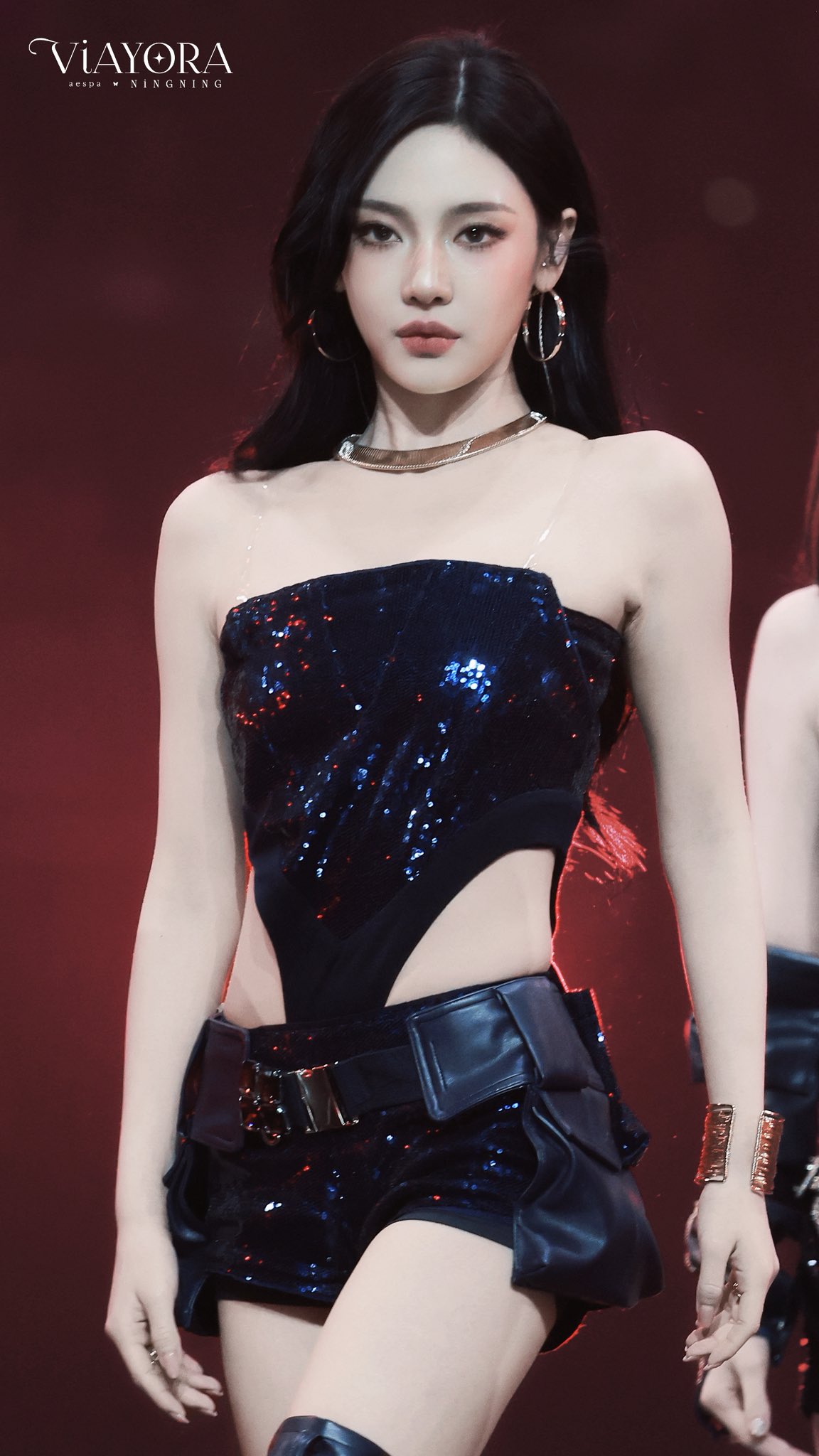 Mỹ nh&acirc;n bị loại khỏi show năm mới: Hơn 80 ngh&igrave;n người đ&ograve;i cấm s&oacute;ng, nửa thập kỷ l&agrave;m 