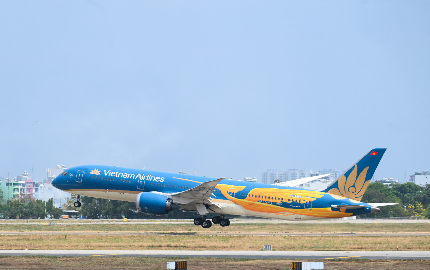 Vietnam Airlines thăng hạng trong Top h&atilde;ng h&agrave;ng kh&ocirc;ng truyền thống an to&agrave;n nhất thế giới- Ảnh 1.