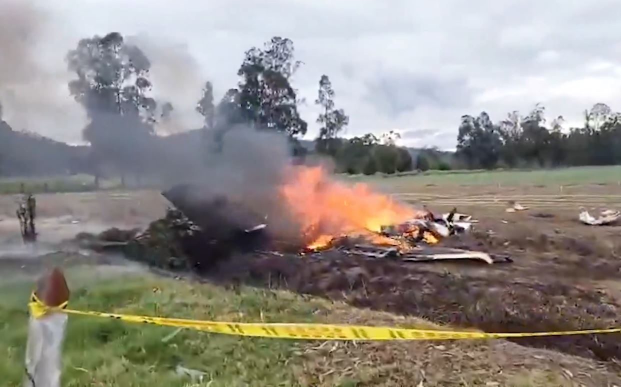 Ca sĩ tử vong trong tai nạn m&aacute;y bay, h&eacute; lộ giấc mơ lạ- Ảnh 1.