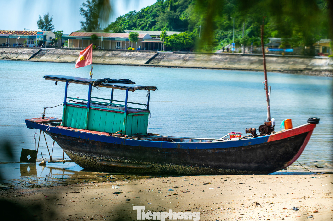 Độc lạ h&ograve;n đảo ngắm ho&agrave;ng h&ocirc;n, b&igrave;nh minh ở Quảng Ninh- Ảnh 15.