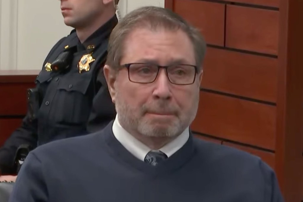 Bị ph&aacute;t hiện trộm tiền để nu&ocirc;i bồ nh&iacute;, &ocirc;ng tr&ugrave;m c&ocirc;ng nghệ Mỹ ra tay s&aacute;t hại to&agrave;n bộ 4 người gia đ&igrave;nh em trai- Ảnh 1.