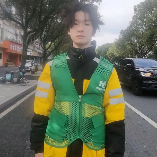 Một mình sang Campuchia tìm con trai bị “bán”: Hành trình nghẹt thở suốt 1 tháng của người mẹ giữa ổ lừa đảo xuyên biên giới- Ảnh 1. Một mình sang Campuchia tìm con trai bị “bán”: Hành trình nghẹt thở suốt 1 tháng của người mẹ giữa ổ lừa đảo xuyên biên giới- Ảnh 1.