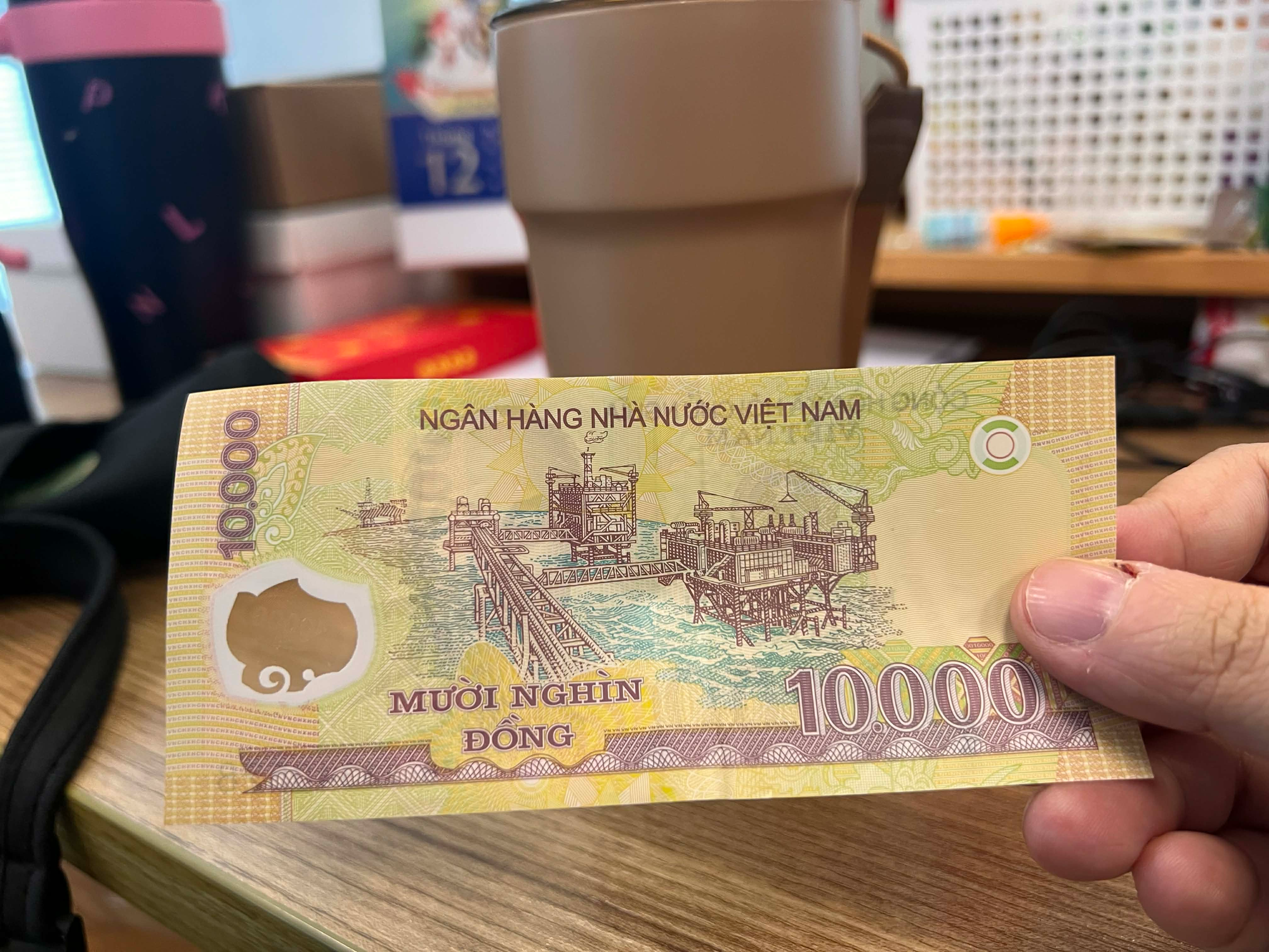 Bước v&agrave;o tuổi trung ni&ecirc;n, t&ocirc;i thầm biết ơn 10.000 đồng mỗi ng&agrave;y đ&atilde; cứu t&ocirc;i trong l&uacute;c kh&ocirc;ng ai ngờ tới- Ảnh 2.