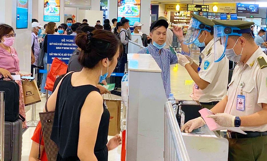 Nhiều người bất ngờ bị tạm hoãn xuất nhập cảnh, đây là cách kiểm tra nợ thuế nhanh chóng!- Ảnh 2. Nhiều người bất ngờ bị tạm hoãn xuất nhập cảnh, đây là cách kiểm tra nợ thuế nhanh chóng!- Ảnh 2.