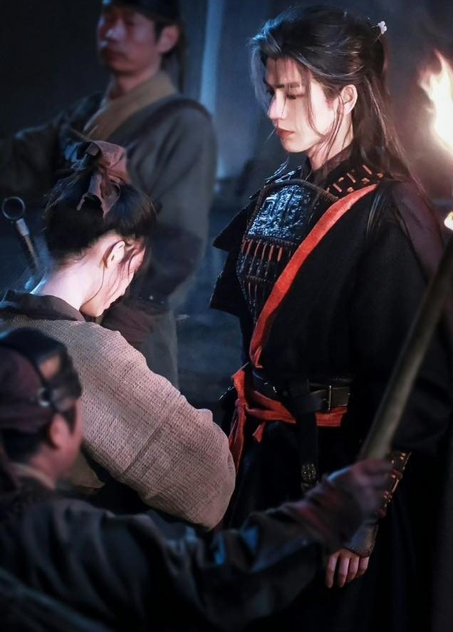 Ch&uacute;a tể t&oacute;c muối ti&ecirc;u đang x&acirc;m chiếm MXH: Nghĩ thật kỹ trước khi xem, ph&aacute;t đi&ecirc;n ra đấy kh&ocirc;ng chịu tr&aacute;ch nhiệm- Ảnh 1.