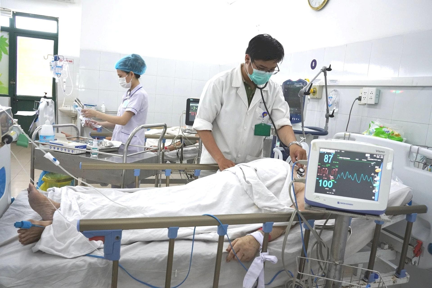 Đ&agrave; Nẵng: H&agrave;ng chục ca đột quỵ nhập viện mỗi ng&agrave;y- Ảnh 1.