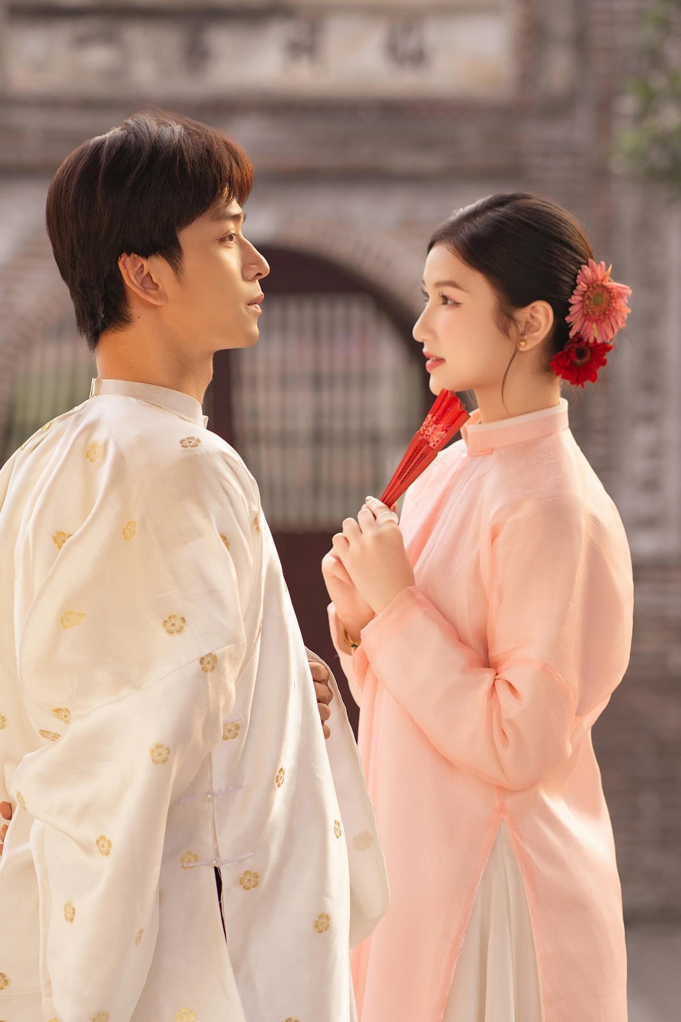 Nàng Mơ bị Nàng Mơ bị