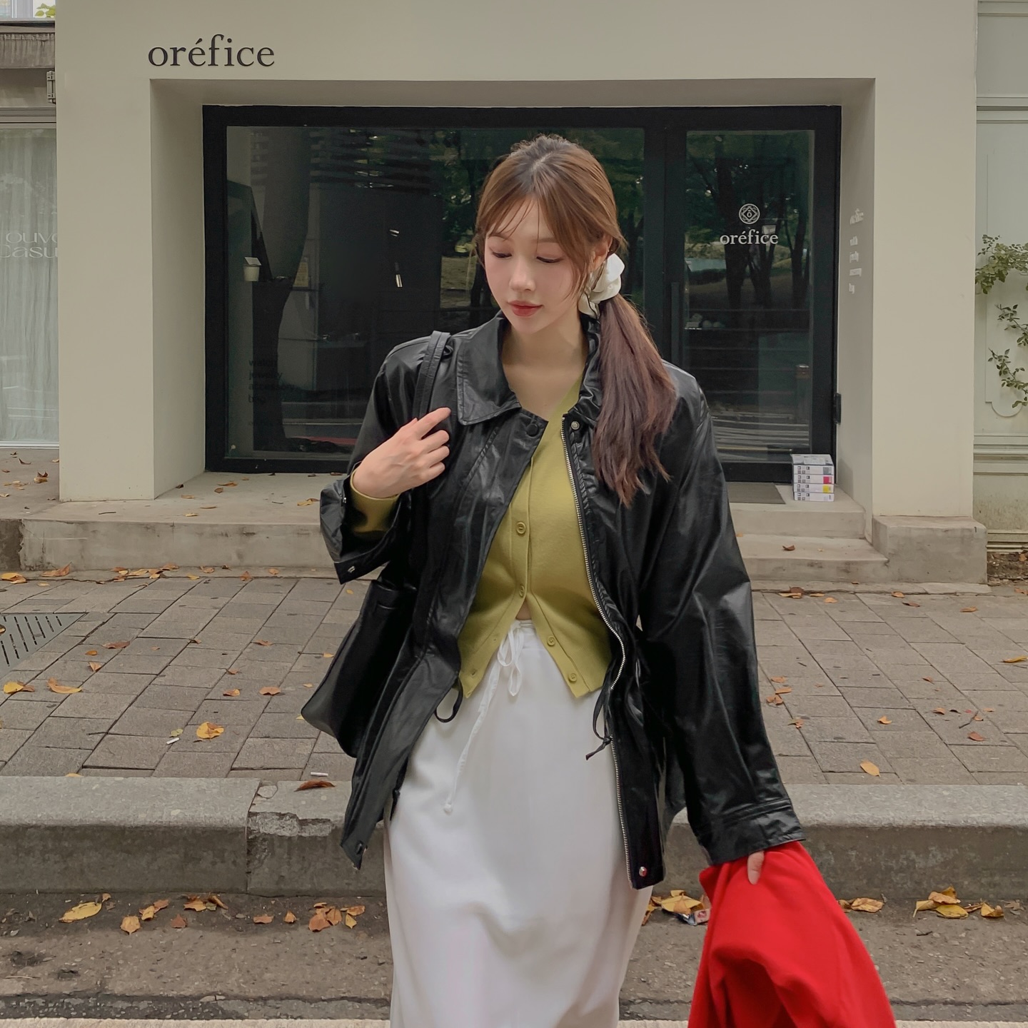 4 c&aacute;ch buộc t&oacute;c tuyệt đẹp v&agrave; thanh lịch khi mặc &aacute;o len- Ảnh 4.