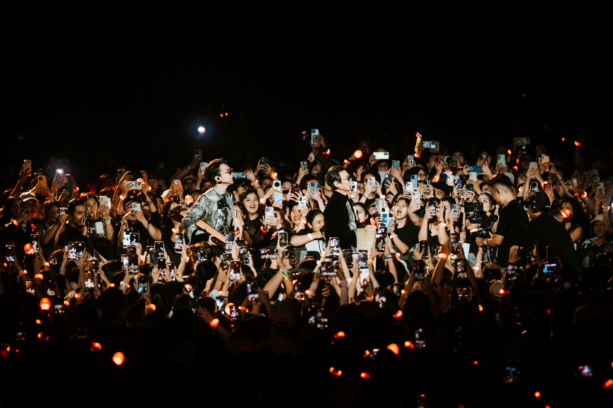 Fandom Sơn T&ugrave;ng kh&ocirc;ng phải fandom số 1 Việt Nam- Ảnh 6.