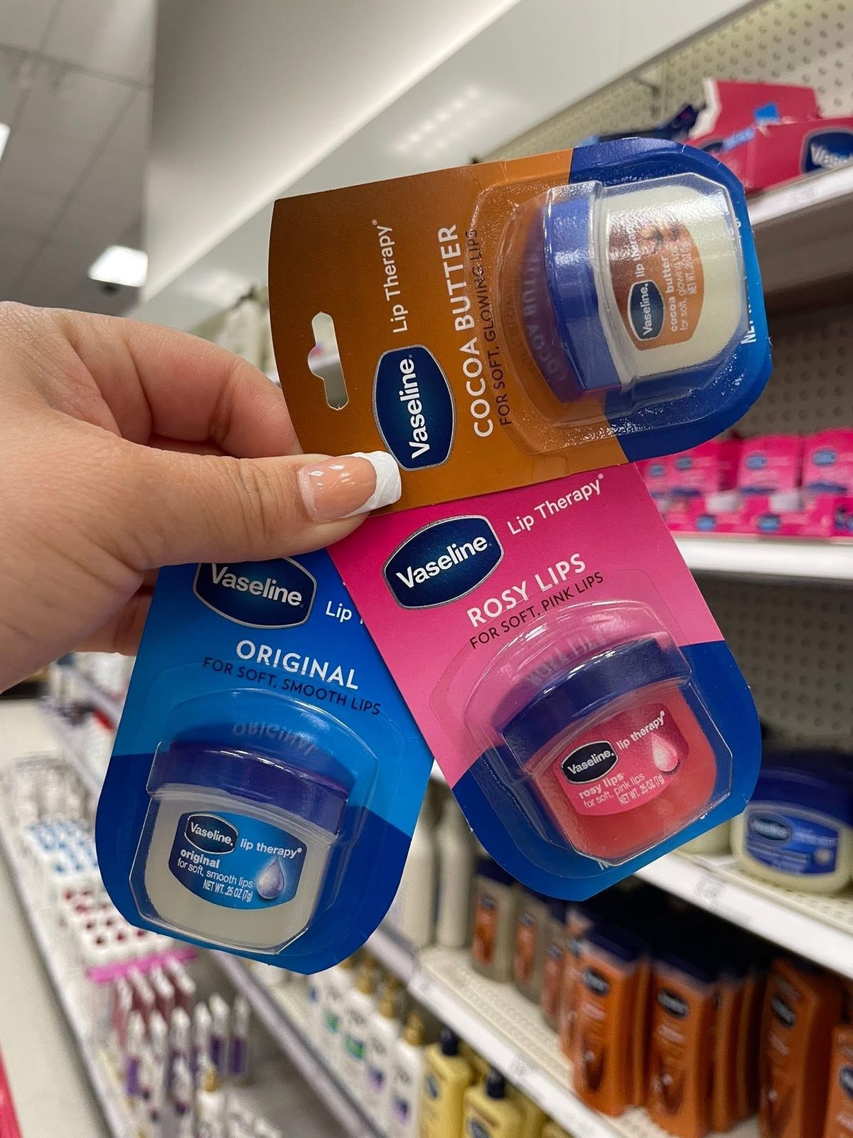 Đồ dưỡng m&ocirc;i huyền thoại của m&ugrave;a lạnh: Gi&aacute; rẻ kh&ocirc;ng c&oacute; đối thủ, Jennie cũng phải m&ecirc;- Ảnh 1.