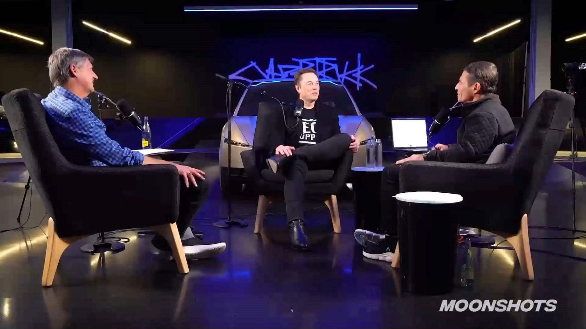 Elon Musk: Bằng cấp, kinh nghiệm hay tiền bạc sẽ th&agrave;nh v&ocirc; dụng trong 4 năm nữa, con người cần một kỹ năng mới để tồn tại- Ảnh 2.