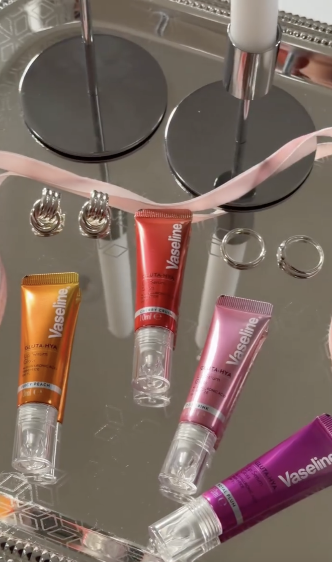 Brand 156 tuổi tr&igrave;nh l&agrave;ng son dưỡng m&agrave;u ki&ecirc;m serum: Th&agrave;nh phần tuyệt hảo, khiến m&ocirc;i bạn tươi như quả mọng- Ảnh 3.