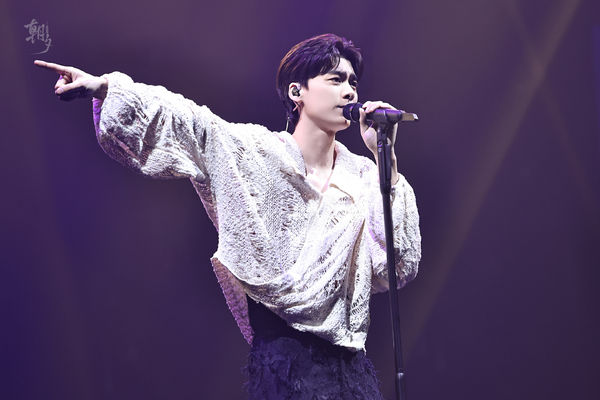 Tiết lộ g&acirc;y sốc về L&yacute; Dịch Phong sau 4 năm cuốn g&oacute;i khỏi showbiz v&igrave; tội t&agrave;y đ&igrave;nh- Ảnh 7.