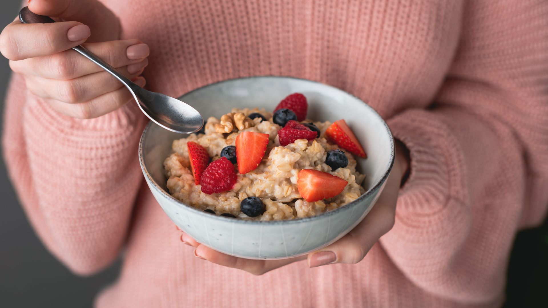 Kh&ocirc;ng cần ăn ki&ecirc;ng cực đoan: 3 loại thực phẩm vừa tốt cho đường ruột vừa hỗ trợ giảm c&acirc;n an to&agrave;n- Ảnh 1.