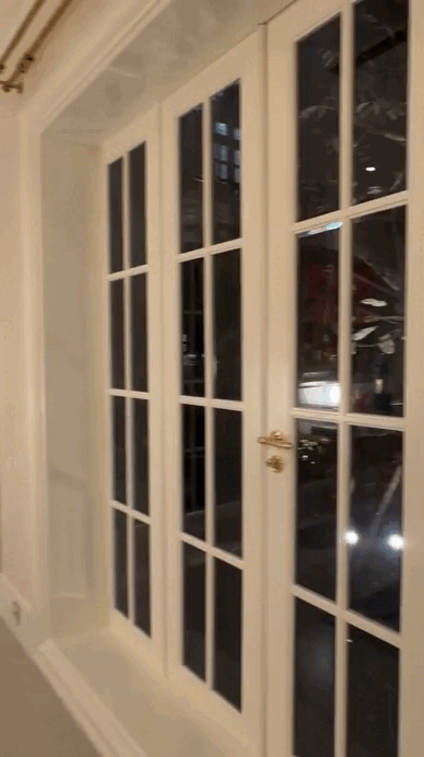 Cả showbiz c&oacute; đ&uacute;ng 1 người: Nu&ocirc;i 10 người con kh&ocirc;ng c&ugrave;ng huyết thống, ở biệt thự 