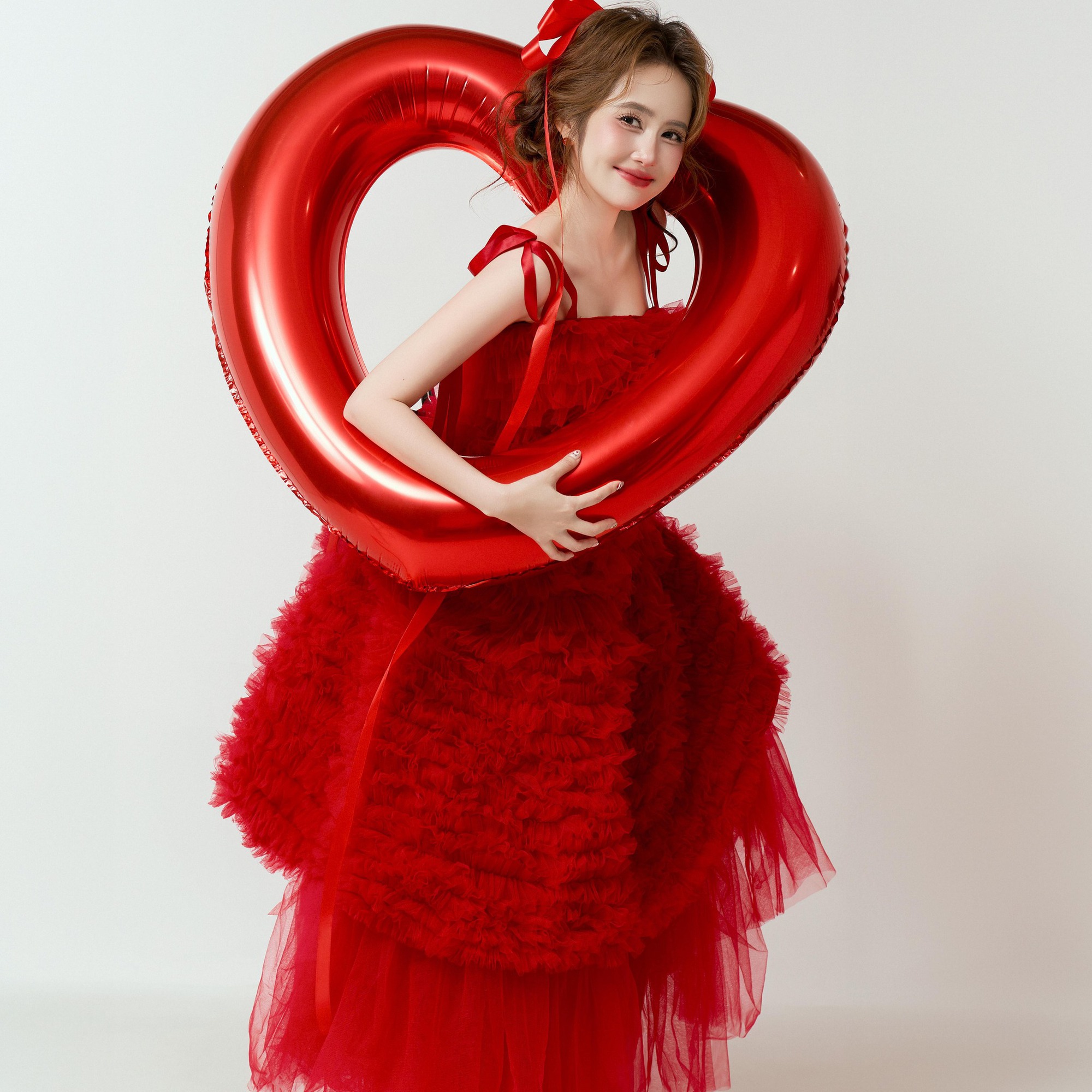 Mỹ nh&acirc;n 35 tuổi đốn tim người h&acirc;m mộ khi đứng cạnh chồng: V&ocirc; t&igrave;nh để lộ b&iacute; quyết trẻ l&acirc;u mọi phụ nữ đều xứng đ&aacute;ng sở hữu- Ảnh 6.