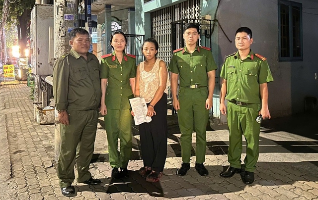 Bắt đối tượng bị truy n&atilde; to&agrave;n quốc Huỳnh Ngọc Minh Trang- Ảnh 1.