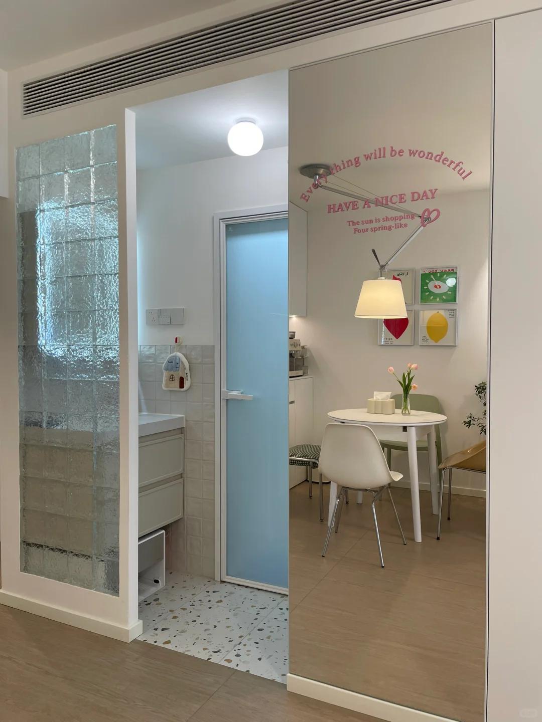 Mẹ 1 con cải tạo căn hộ 44m² với hơn 900 triệu đồng: Tối ưu không gian trong giới hạn tiền bạc- Ảnh 7. Mẹ 1 con cải tạo căn hộ 44m² với hơn 900 triệu đồng: Tối ưu không gian trong giới hạn tiền bạc- Ảnh 7.