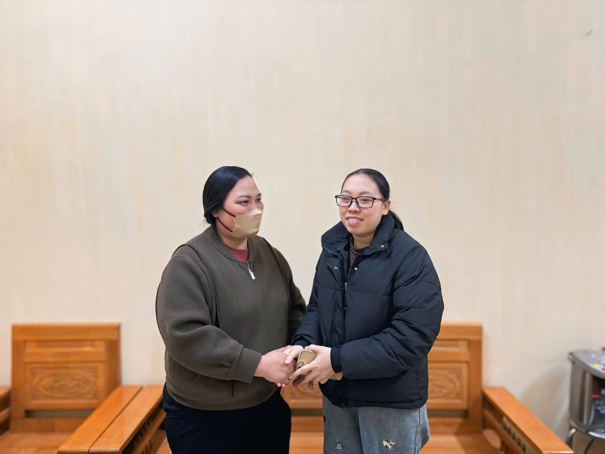 Ph&aacute;t hiện t&agrave;i khoản nhận 1,4 tỷ đồng c&oacute; dấu hiệu giao dịch bất thường, người phụ nữ sinh năm 1992 đến c&ocirc;ng an phường tr&igrave;nh b&aacute;o- Ảnh 3.