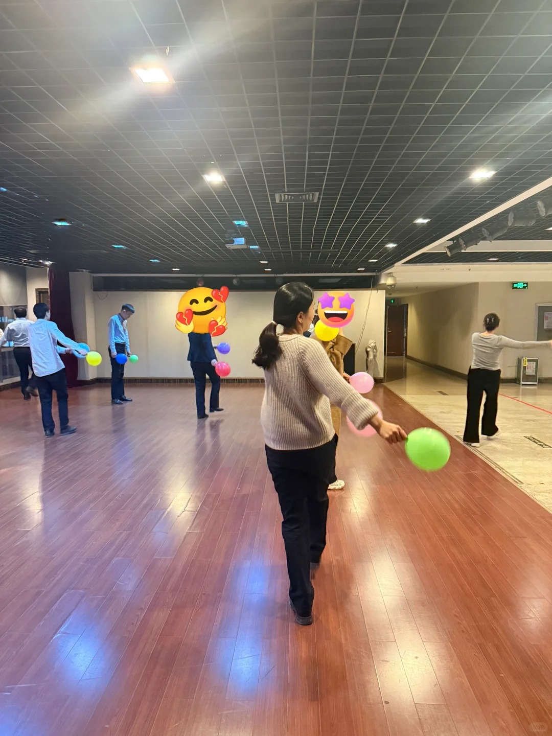 Giải nhất 20 triệu đồng, nh&acirc;n vi&ecirc;n một c&ocirc;ng ty ở TP.HCM thức đến 1-2h s&aacute;ng tập văn nghệ cuối năm- Ảnh 7.