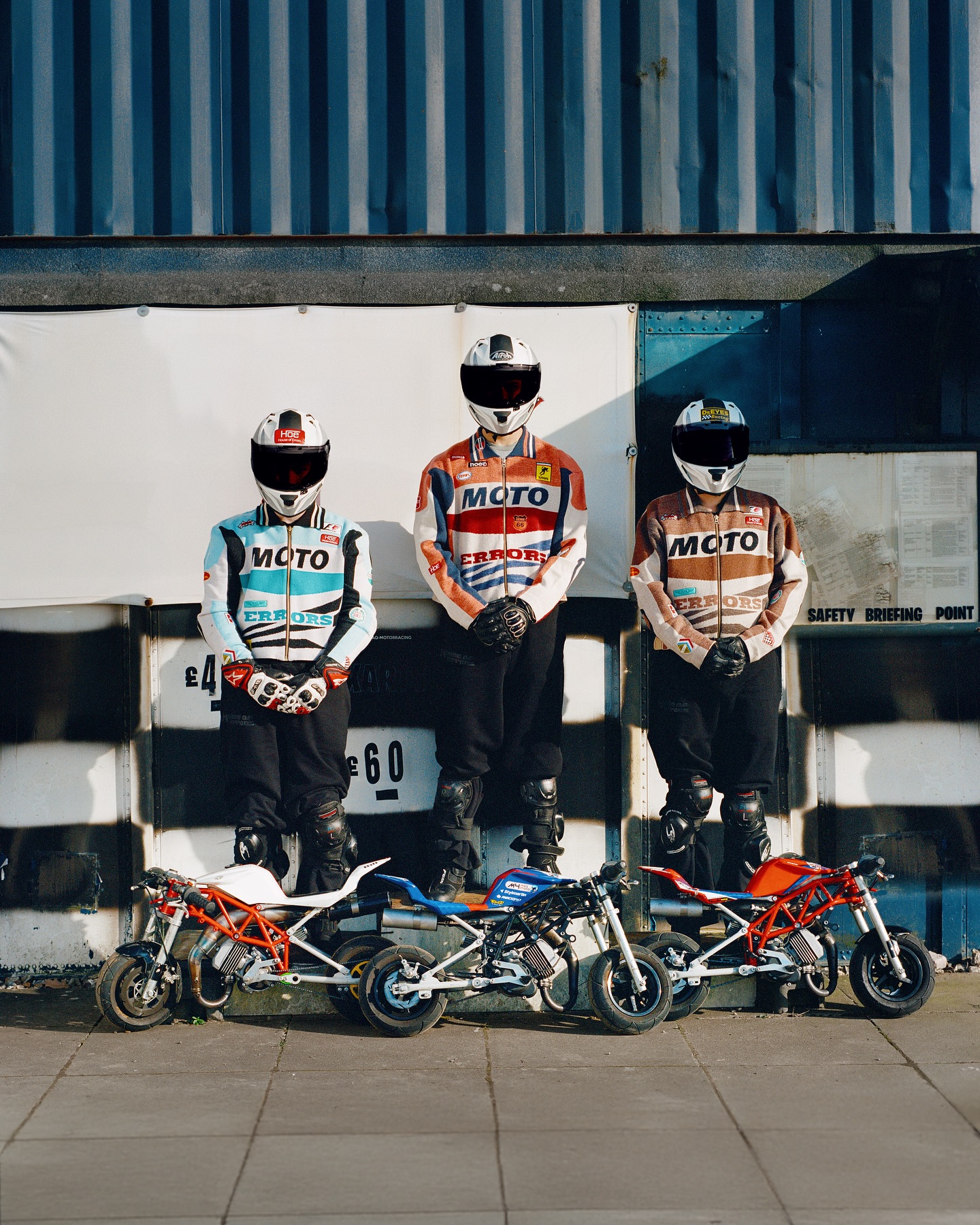 Tốn 1,5 triệu mũi th&ecirc;u cho một chiếc quần, l&agrave;m &aacute;o len họa tiết tinh xảo như tranh vẽ: Brand n&agrave;o l&agrave;m đồ đỉnh vậy?- Ảnh 13.