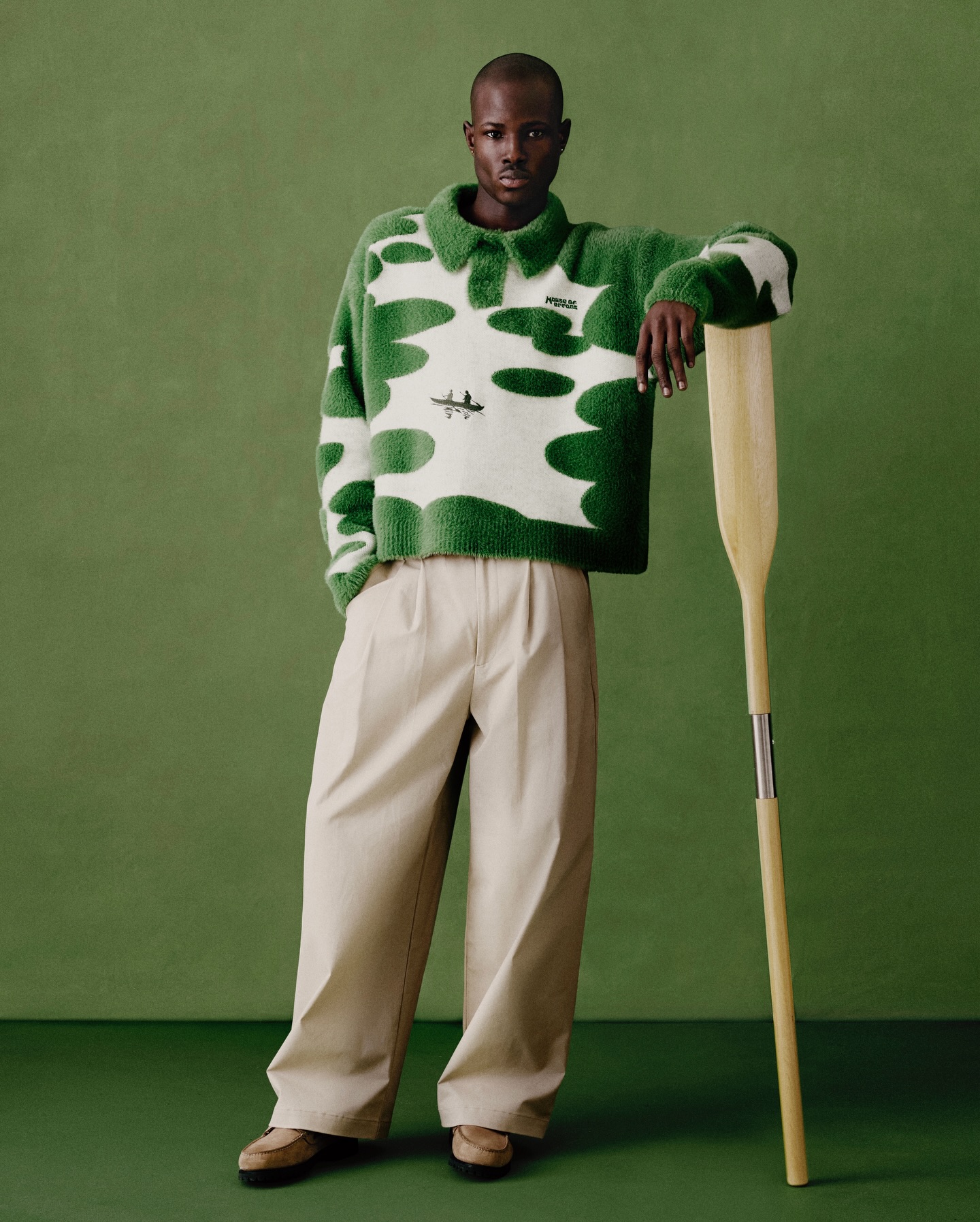 Tốn 1,5 triệu mũi th&ecirc;u cho một chiếc quần, l&agrave;m &aacute;o len họa tiết tinh xảo như tranh vẽ: Brand n&agrave;o l&agrave;m đồ đỉnh vậy?- Ảnh 6.