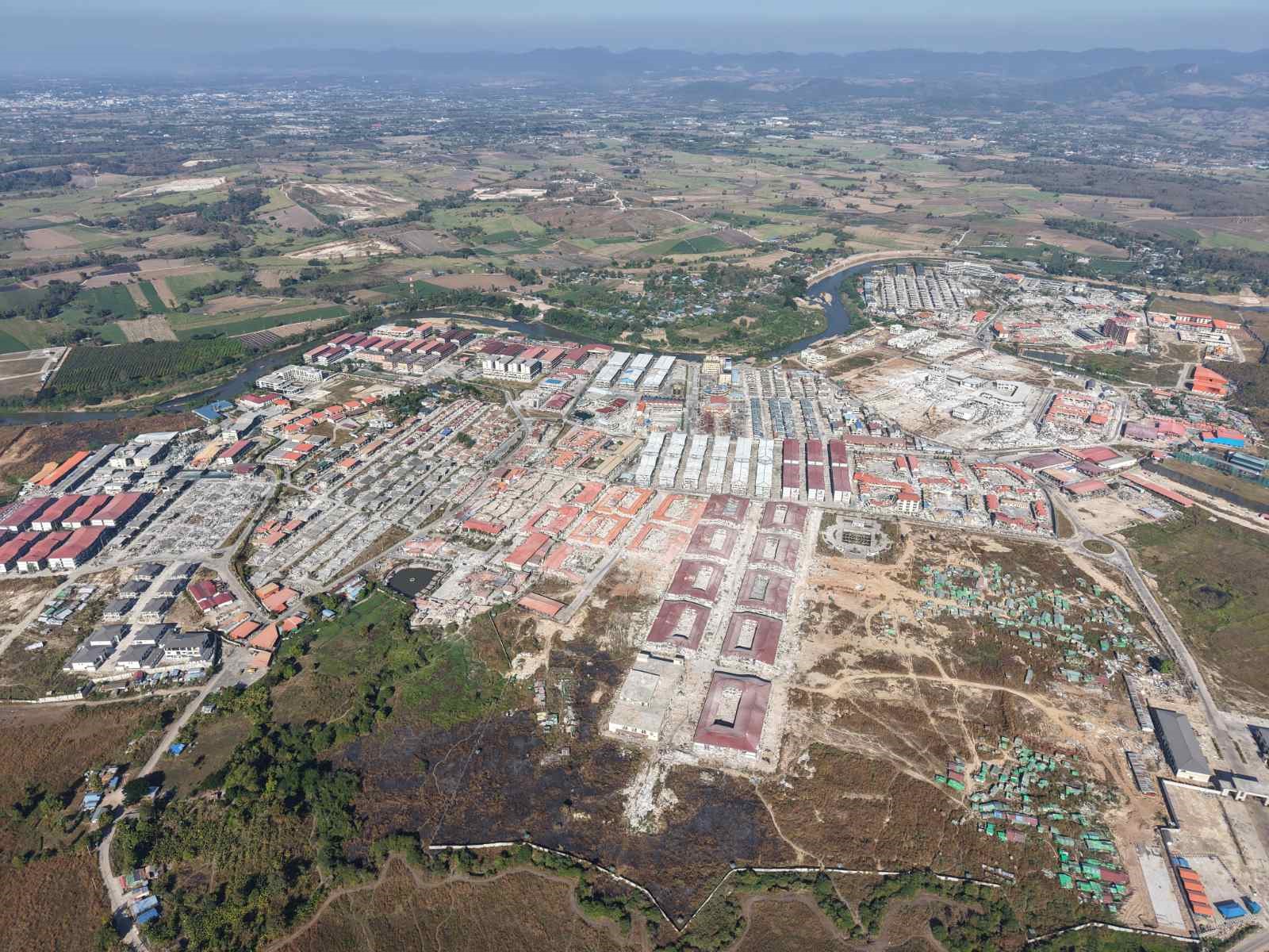 Toàn bộ 635 công trình phục vụ lừa đảo, cờ bạc ở KK Park bị xóa sổ- Ảnh 1. Toàn bộ 635 công trình phục vụ lừa đảo, cờ bạc ở KK Park bị xóa sổ- Ảnh 1.