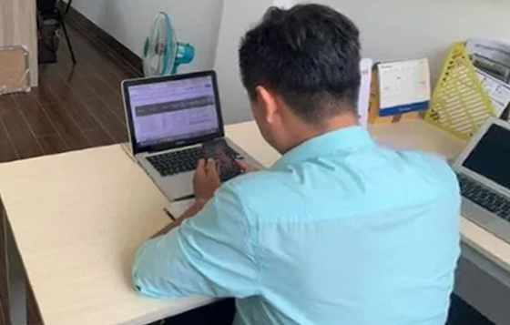 Thủ đoạn mới khiến người đ&agrave;n &ocirc;ng d&ugrave; cảnh gi&aacute;c vẫn mất trắng 114 triệu đồng- Ảnh 1.