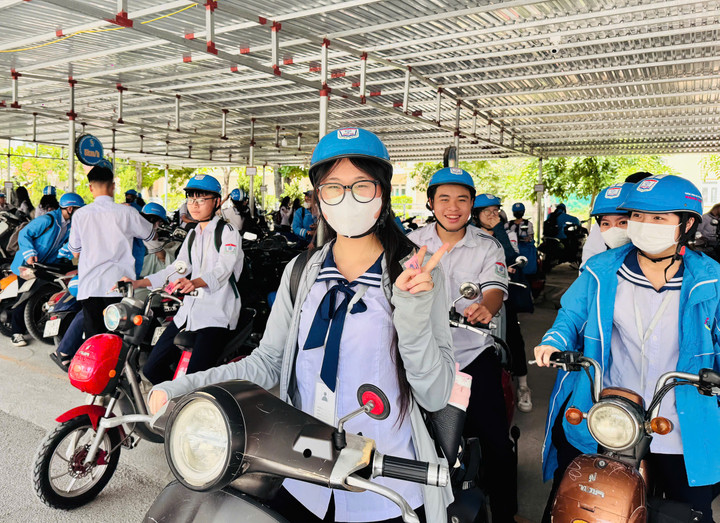 "Top 10 học sinh dậy từ b&igrave;nh minh" g&acirc;y sốt mạng x&atilde; hội- Ảnh 5.