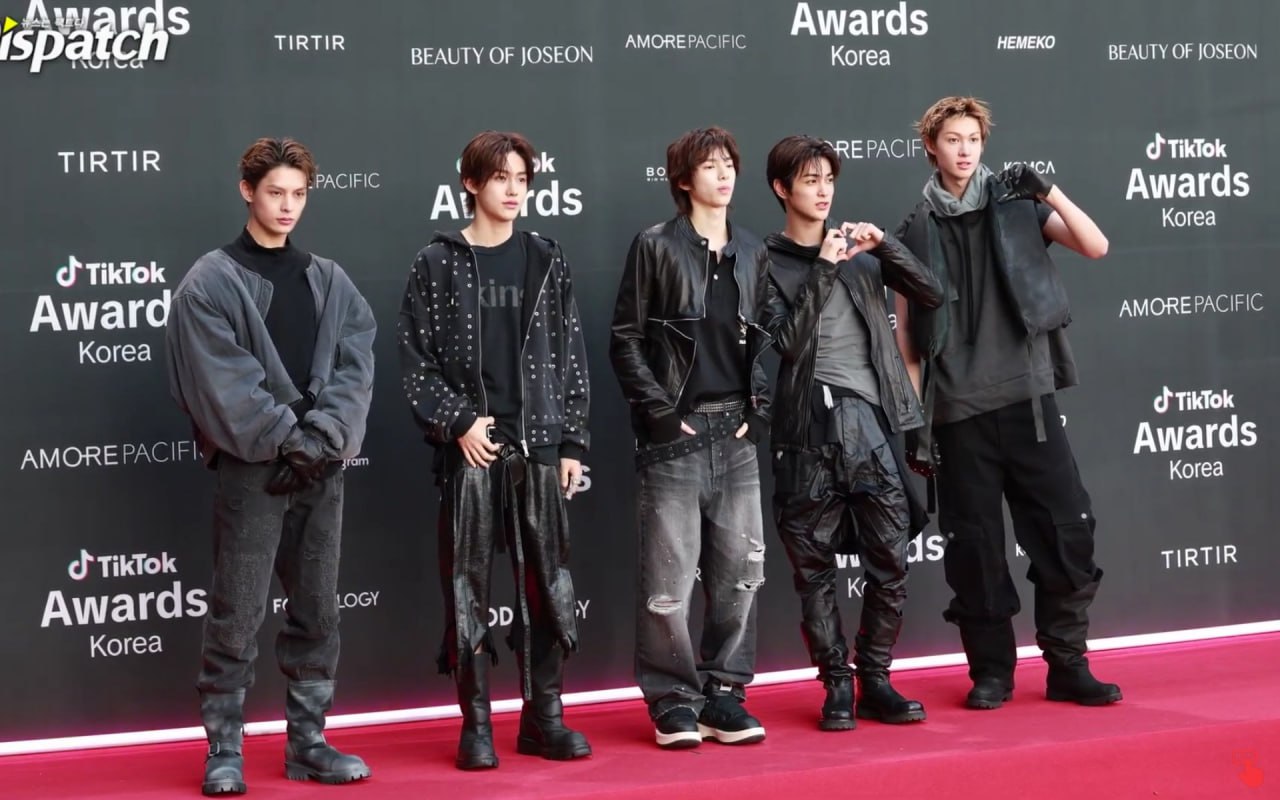 5 trai trẻ đang hot khủng khiếp ở Việt Nam- Ảnh 6.