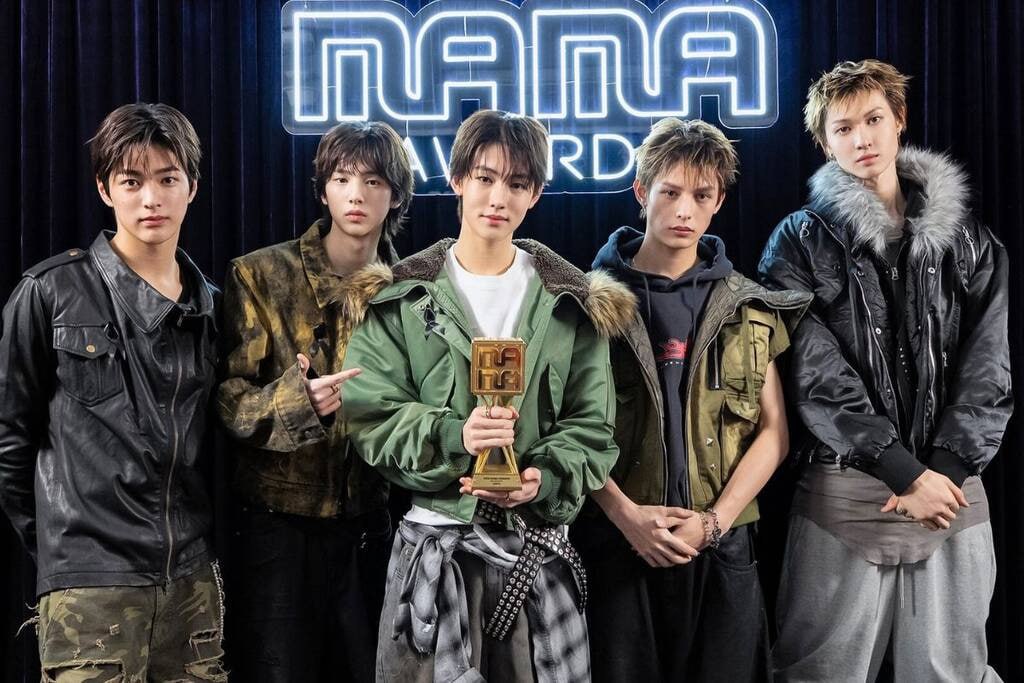 5 trai trẻ đang hot khủng khiếp ở Việt Nam- Ảnh 5.