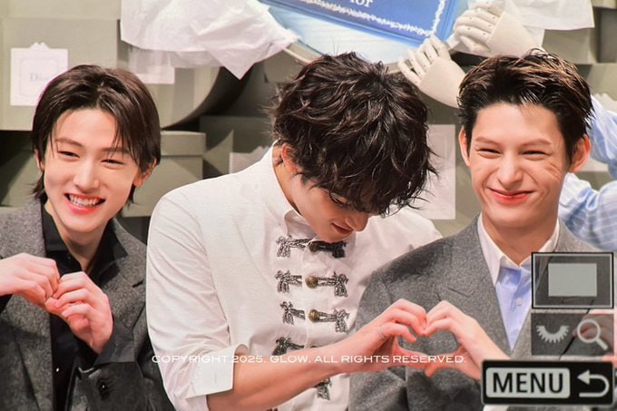 5 trai trẻ đang hot khủng khiếp ở Việt Nam- Ảnh 9.