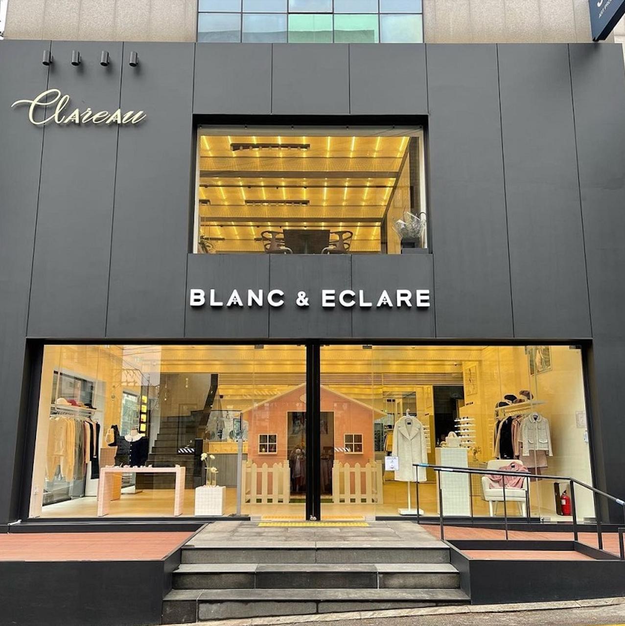 C&aacute;i gi&aacute; cho sự phản bội của con cưng showbiz: Concert trống huơ trống ho&aacute;c, ph&aacute; sản bị kh&aacute;ch h&agrave;ng đ&ograve;i nợ- Ảnh 5.